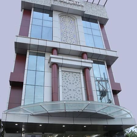 Hotel D' Sapphire Guwahati Dış mekan fotoğraf
