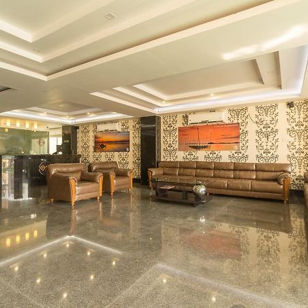 Hotel D' Sapphire Guwahati Dış mekan fotoğraf
