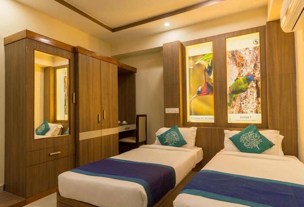 Hotel D' Sapphire Guwahati Dış mekan fotoğraf